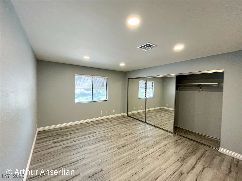 2720 Beaver Creek, Las Vegas, NV 89117