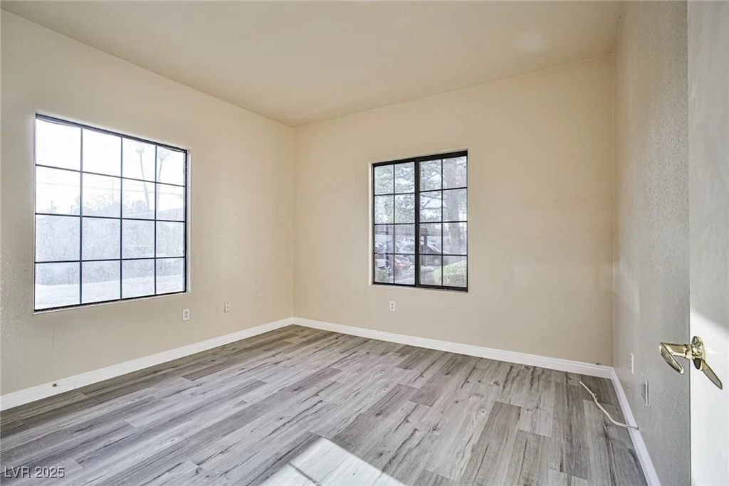 2131 Hussium Hills, Las Vegas, NV 89108