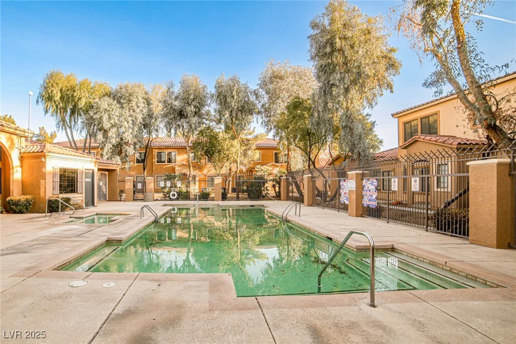 2131 Hussium Hills, Las Vegas, NV 89108