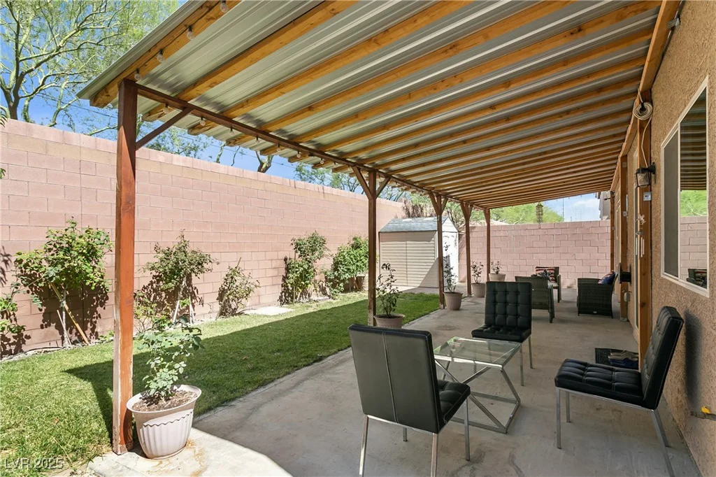 8573 Silver Coast, Las Vegas, NV 89139