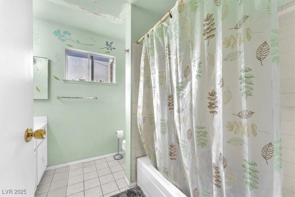 5640 Vasila, Las Vegas, NV 89110