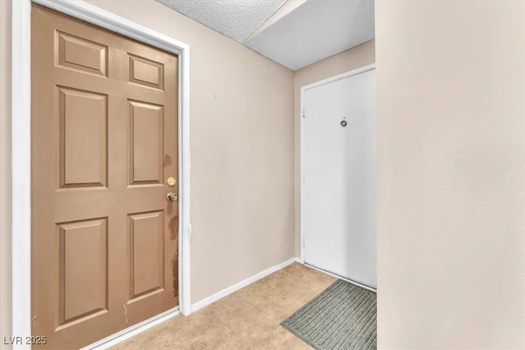 5640 Vasila, Las Vegas, NV 89110