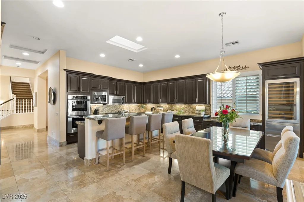 12 WADE HAMPTON, Henderson, NV 89052