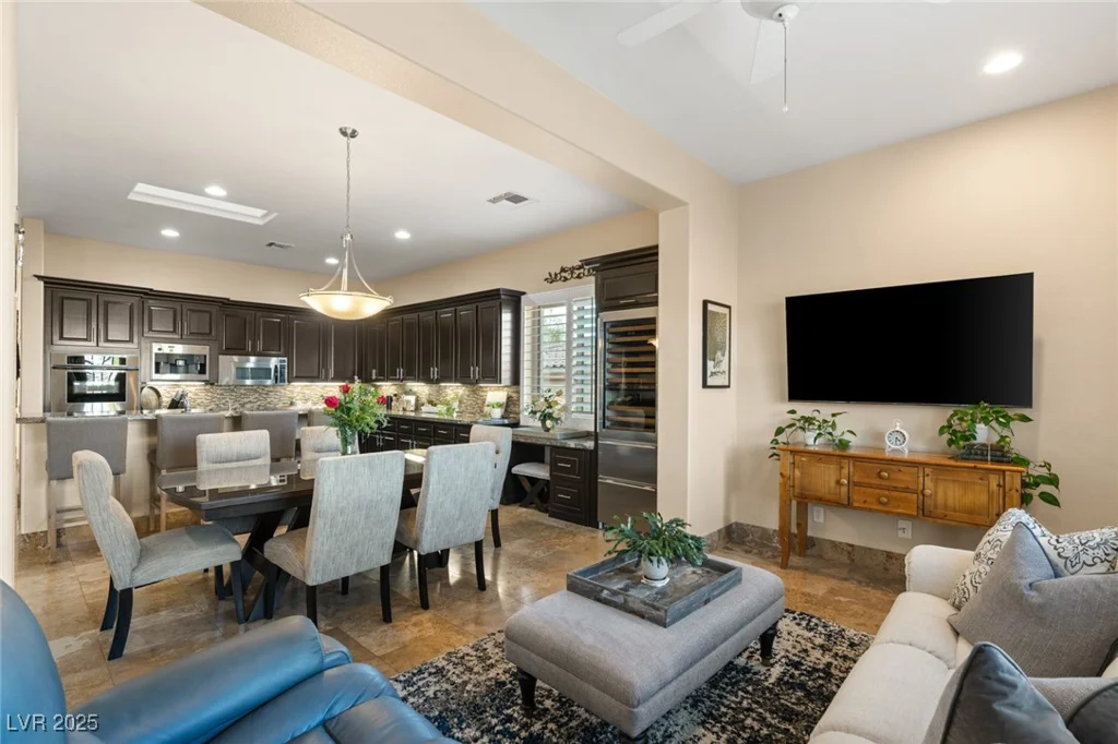 12 WADE HAMPTON, Henderson, NV 89052