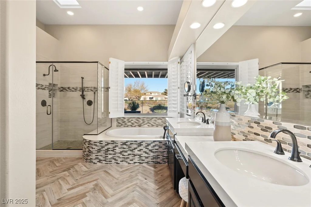12 WADE HAMPTON, Henderson, NV 89052