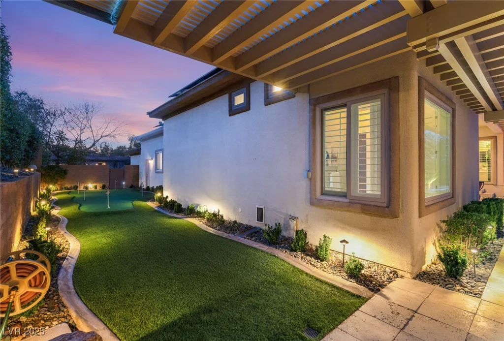 12 WADE HAMPTON, Henderson, NV 89052