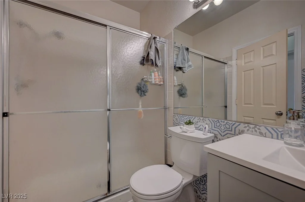 7650 Hartwell, Las Vegas, NV 89123