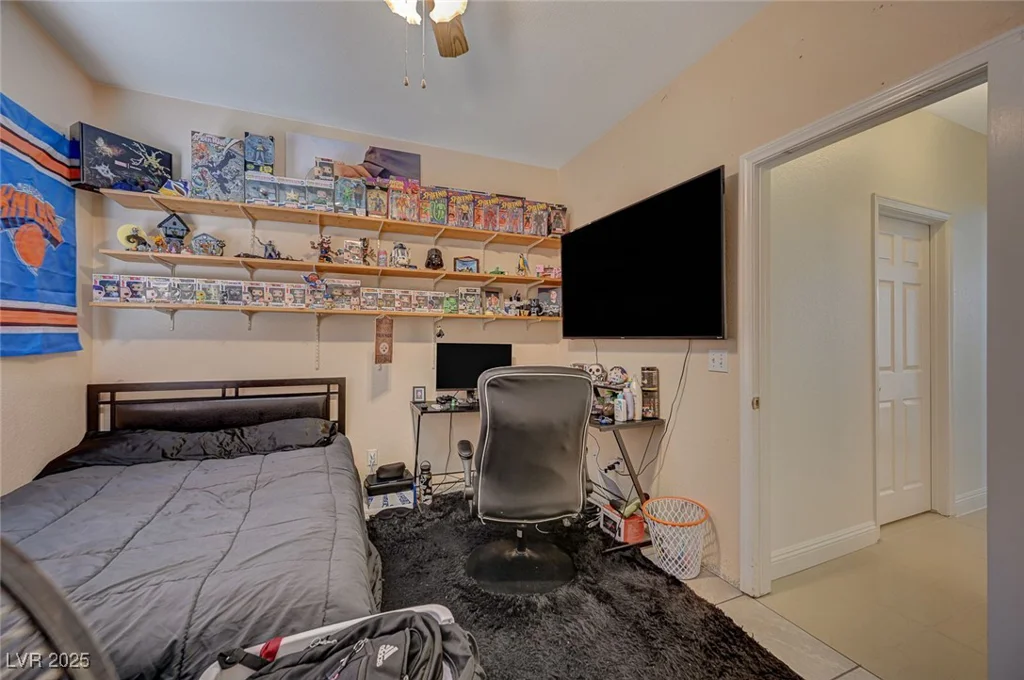 7650 Hartwell, Las Vegas, NV 89123