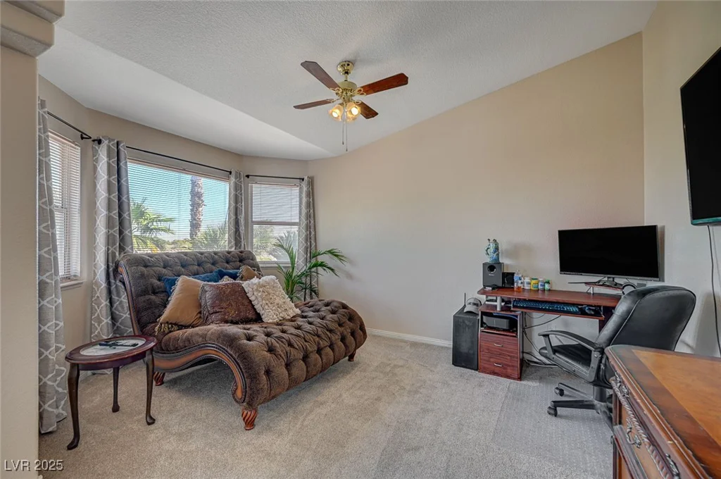 7650 Hartwell, Las Vegas, NV 89123