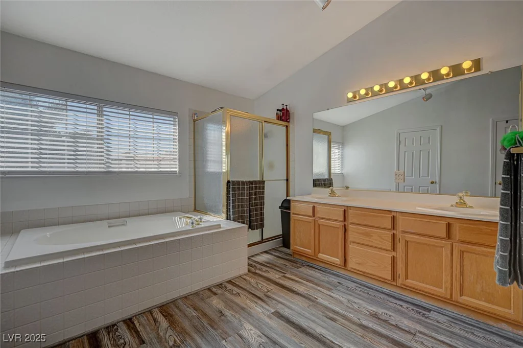 7650 Hartwell, Las Vegas, NV 89123