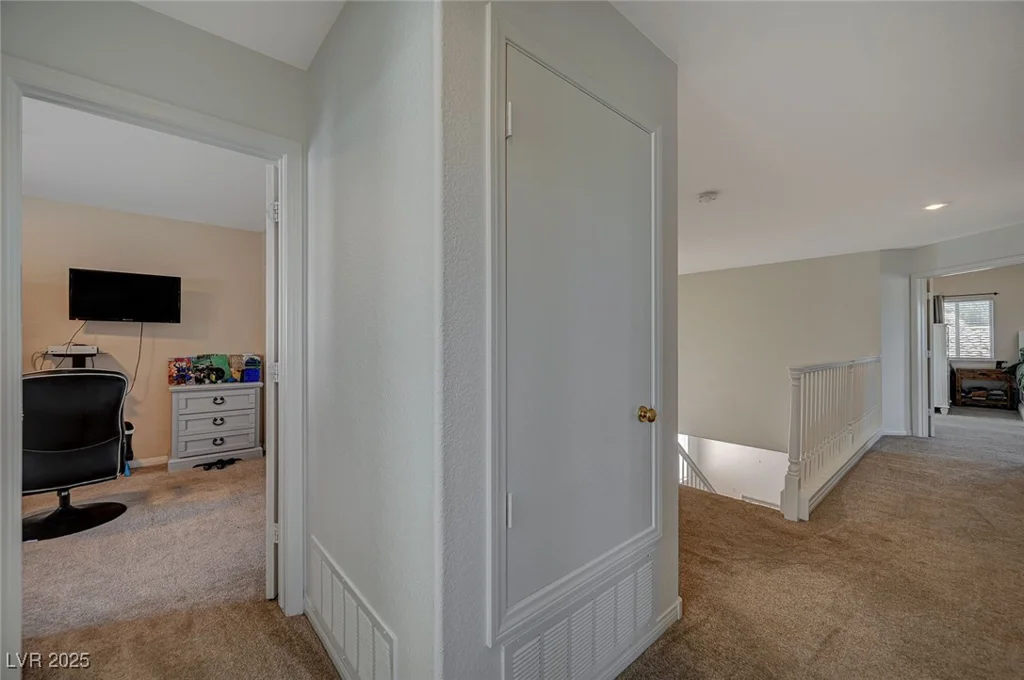 7650 Hartwell, Las Vegas, NV 89123