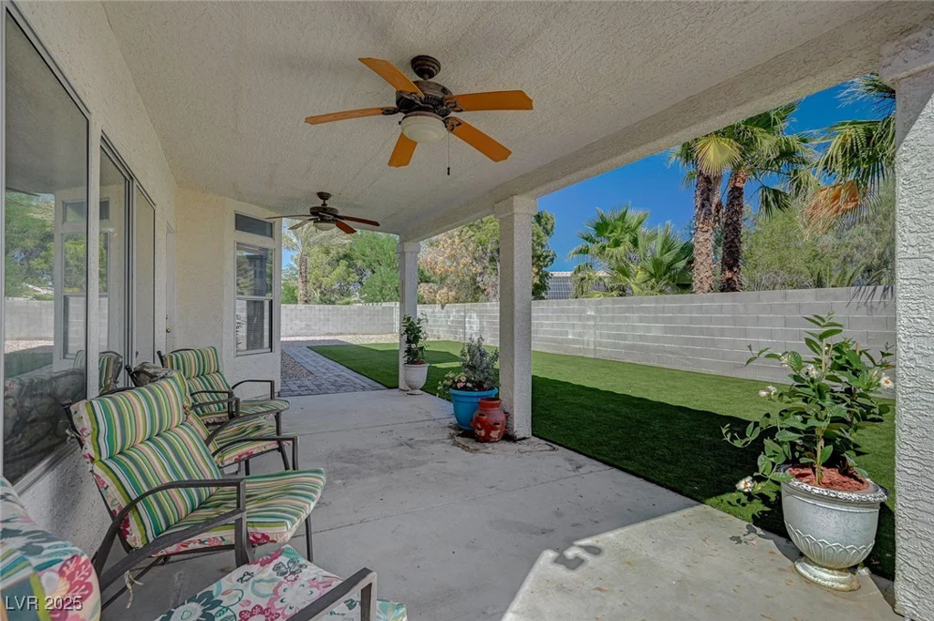 7650 Hartwell, Las Vegas, NV 89123