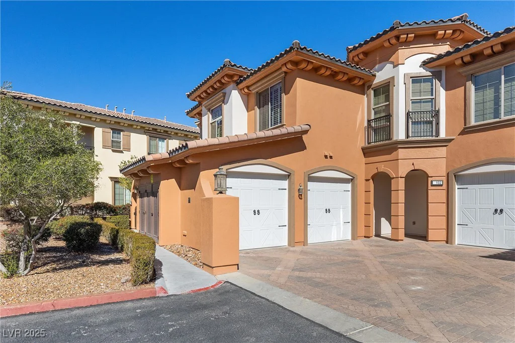 16 Via Visione, Henderson, NV 89011
