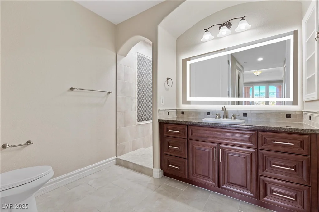 16 Via Visione, Henderson, NV 89011