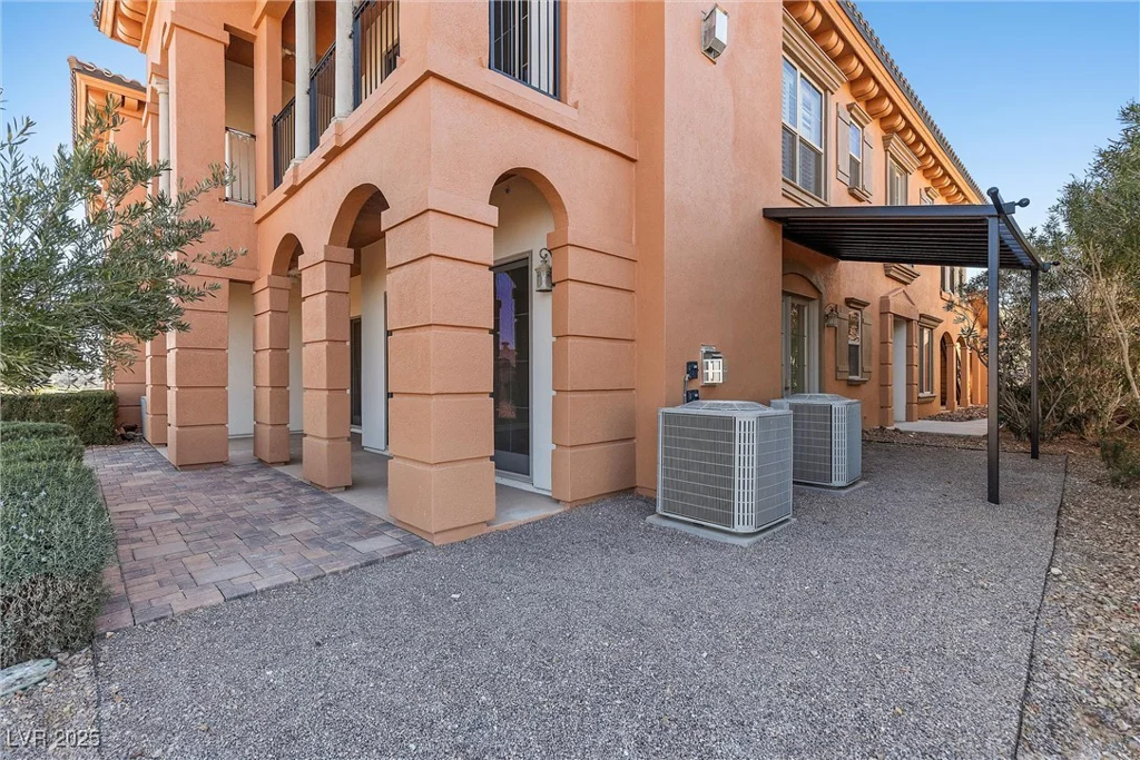 16 Via Visione, Henderson, NV 89011