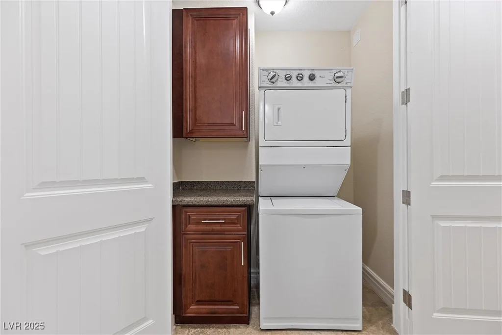 16 Via Visione, Henderson, NV 89011