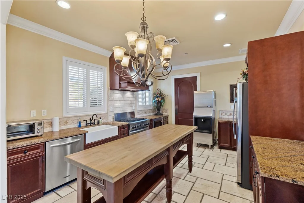 16 Via Visione, Henderson, NV 89011