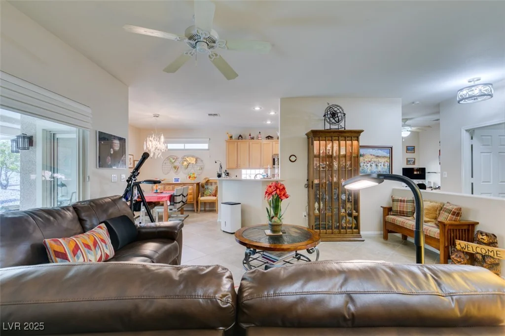 2035 King Mesa, Henderson, NV 89012