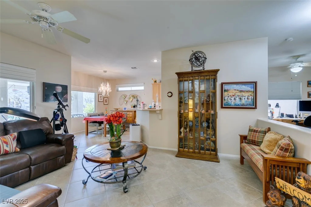 2035 King Mesa, Henderson, NV 89012