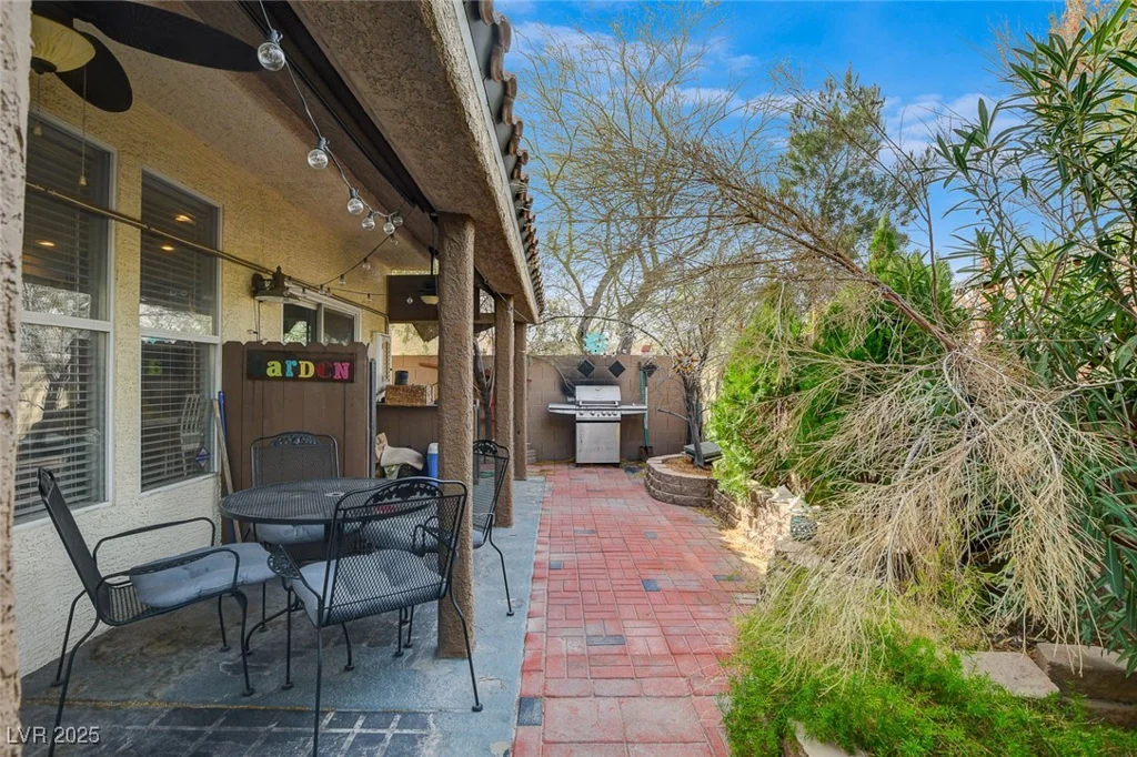 1209 Padre Serra, Las Vegas, NV 89134