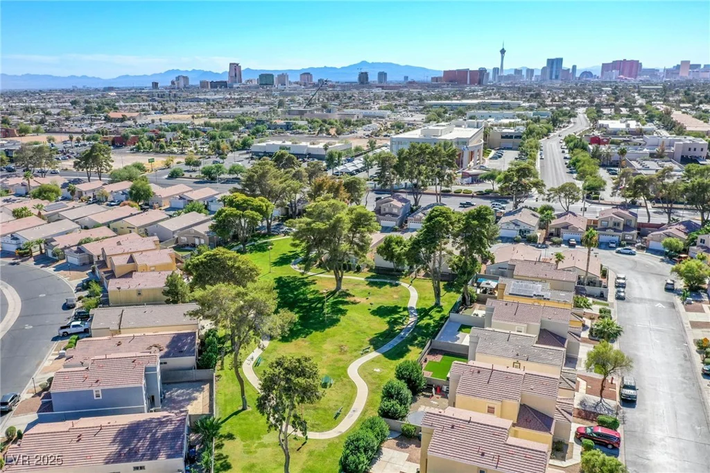 2032 Jesse Scott, Las Vegas, NV 89106