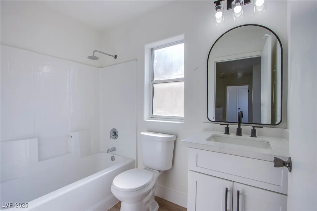 2032 Jesse Scott, Las Vegas, NV 89106