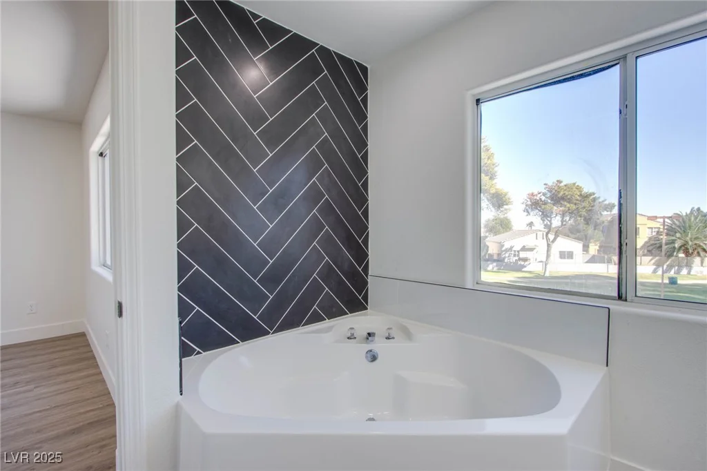 2032 Jesse Scott, Las Vegas, NV 89106