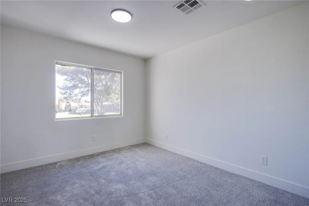 2032 Jesse Scott, Las Vegas, NV 89106