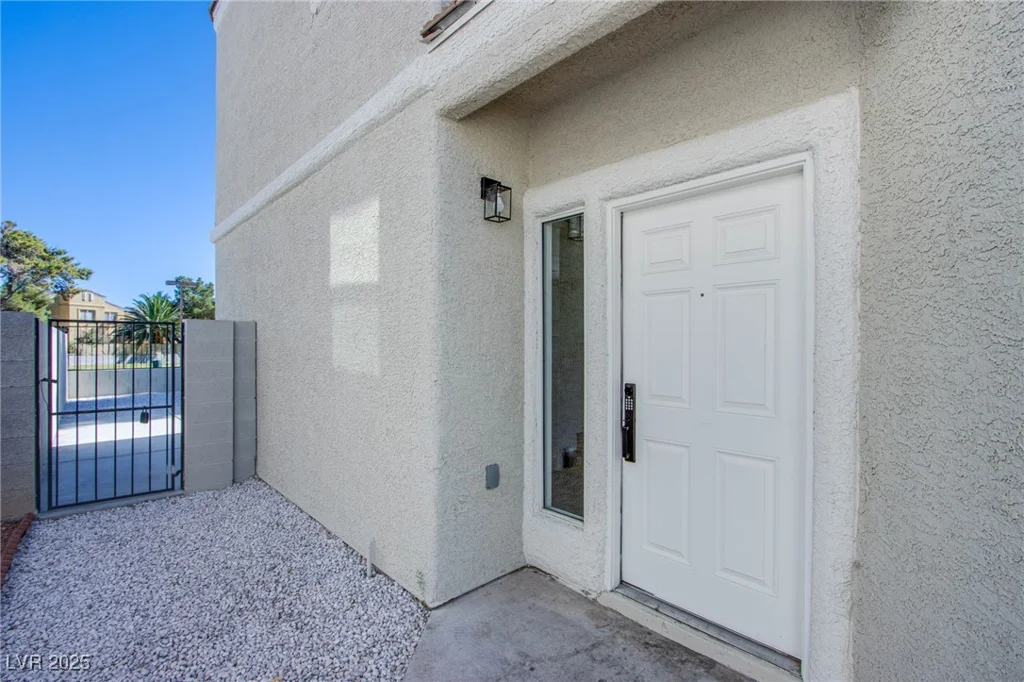 2032 Jesse Scott, Las Vegas, NV 89106