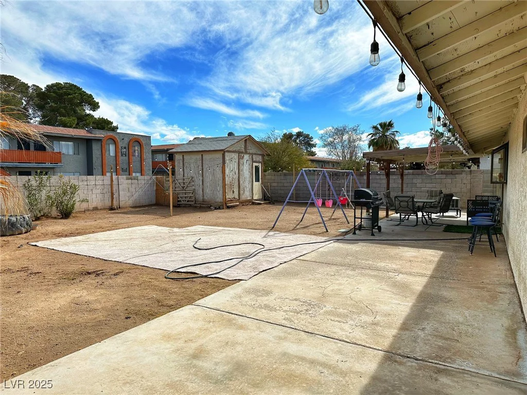 2609 Sierra Madre, Las Vegas, NV 89102