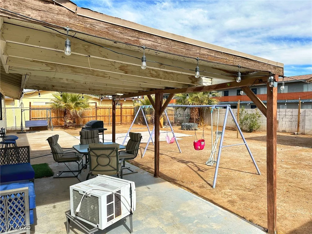 2609 Sierra Madre, Las Vegas, NV 89102