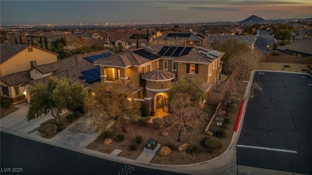 10233 Madison Grove, Las Vegas, NV 89166