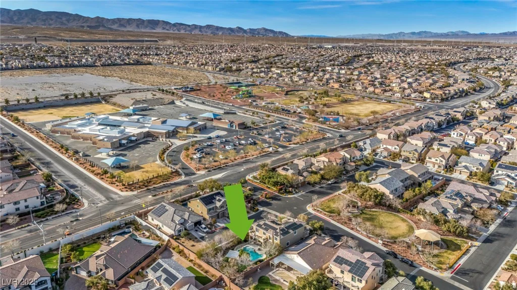 10233 Madison Grove, Las Vegas, NV 89166