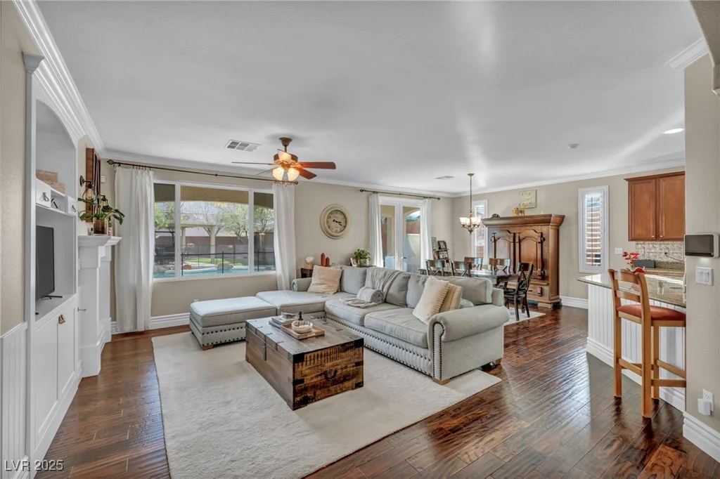 10233 Madison Grove, Las Vegas, NV 89166