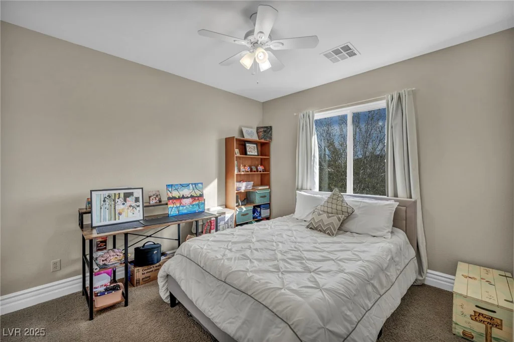 10233 Madison Grove, Las Vegas, NV 89166