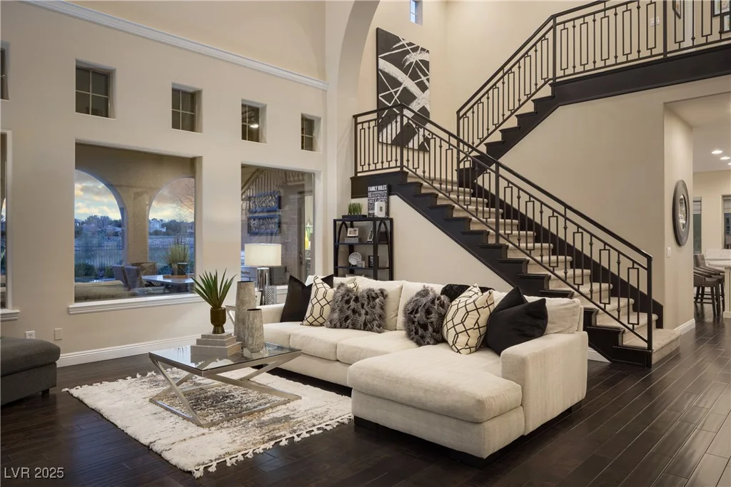 10305 Orkiney, Las Vegas, NV 89144