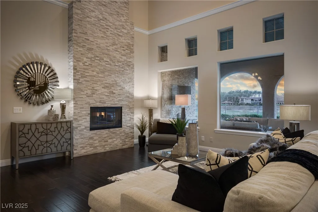 10305 Orkiney, Las Vegas, NV 89144