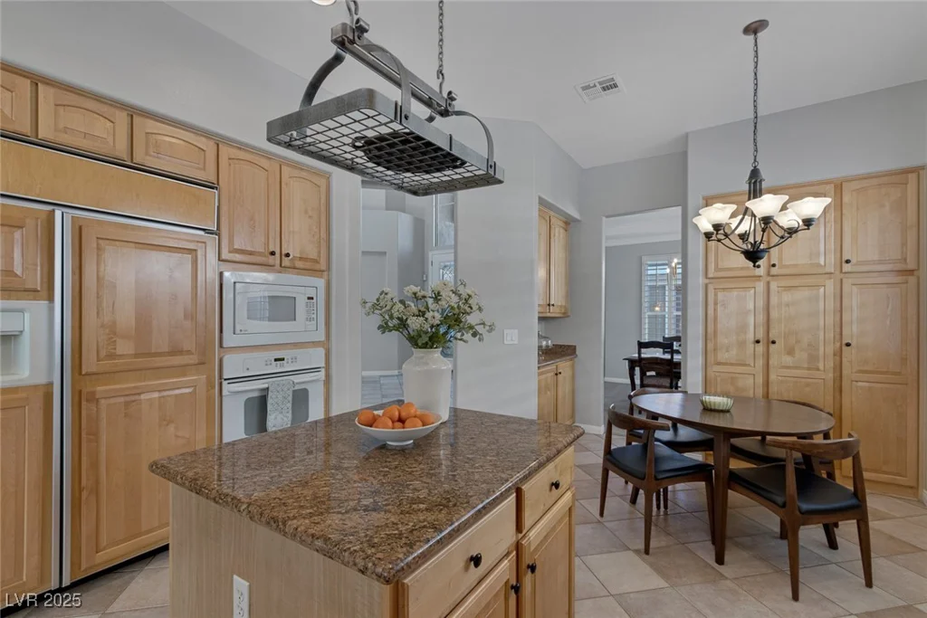 420 Pinnacle Heights, Las Vegas, NV 89144