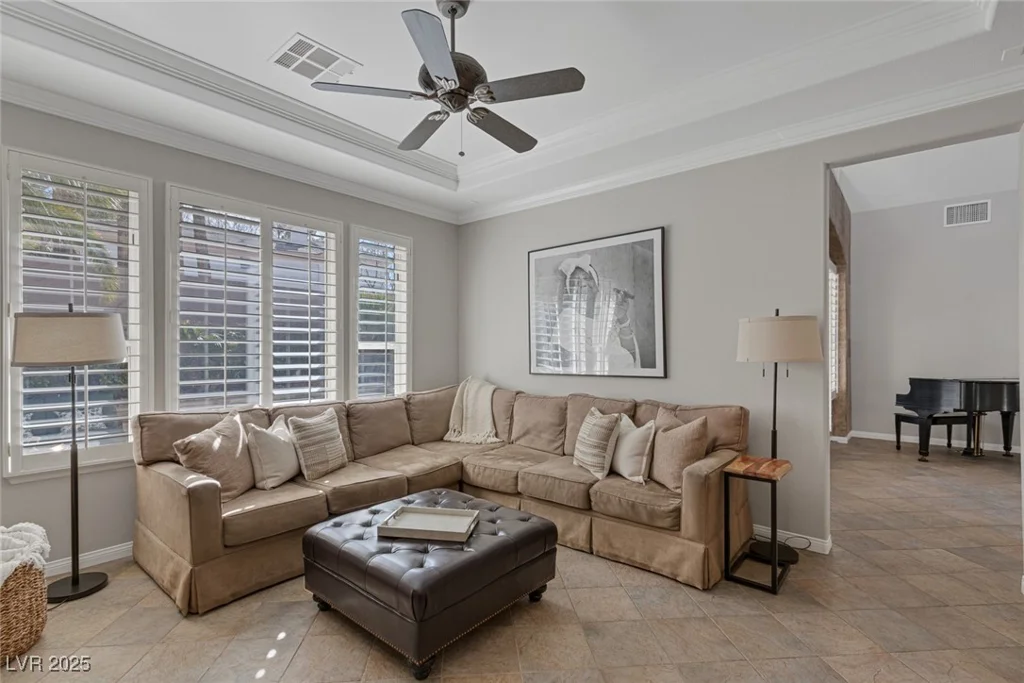 420 Pinnacle Heights, Las Vegas, NV 89144