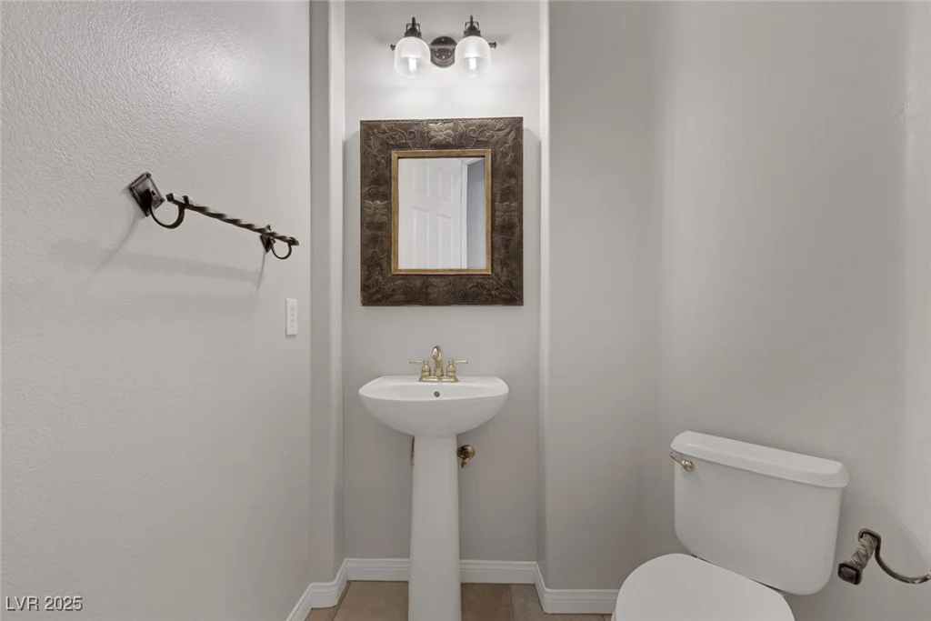 420 Pinnacle Heights, Las Vegas, NV 89144