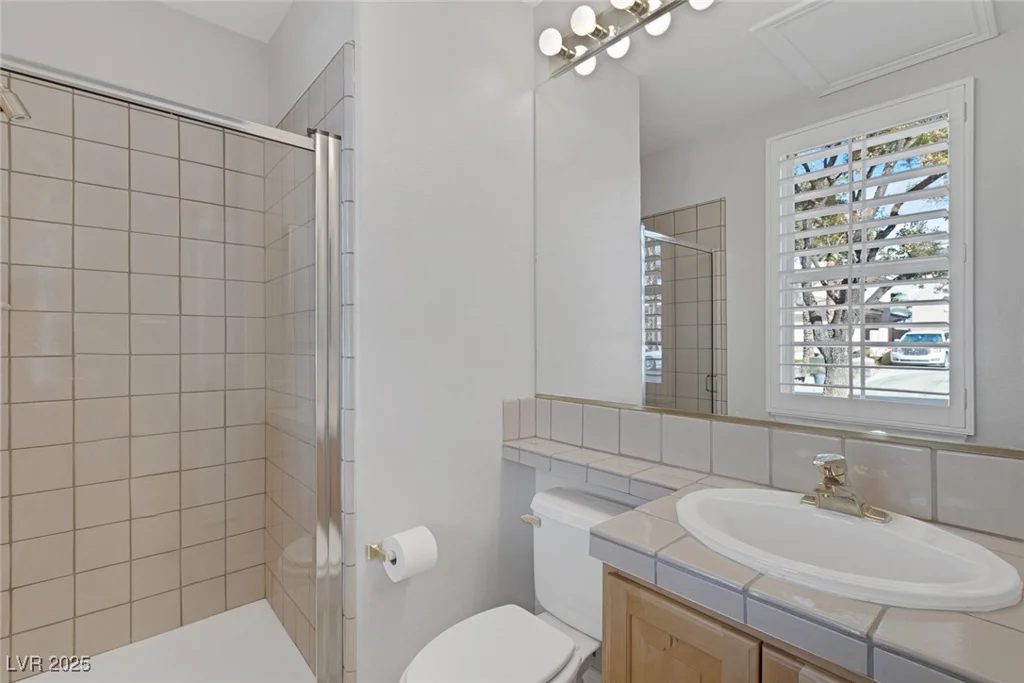 420 Pinnacle Heights, Las Vegas, NV 89144