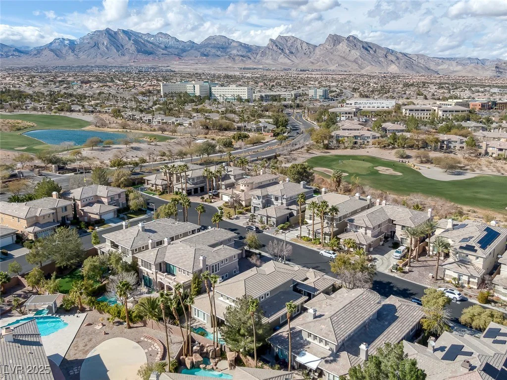 420 Pinnacle Heights, Las Vegas, NV 89144