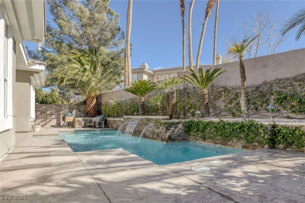 420 Pinnacle Heights, Las Vegas, NV 89144