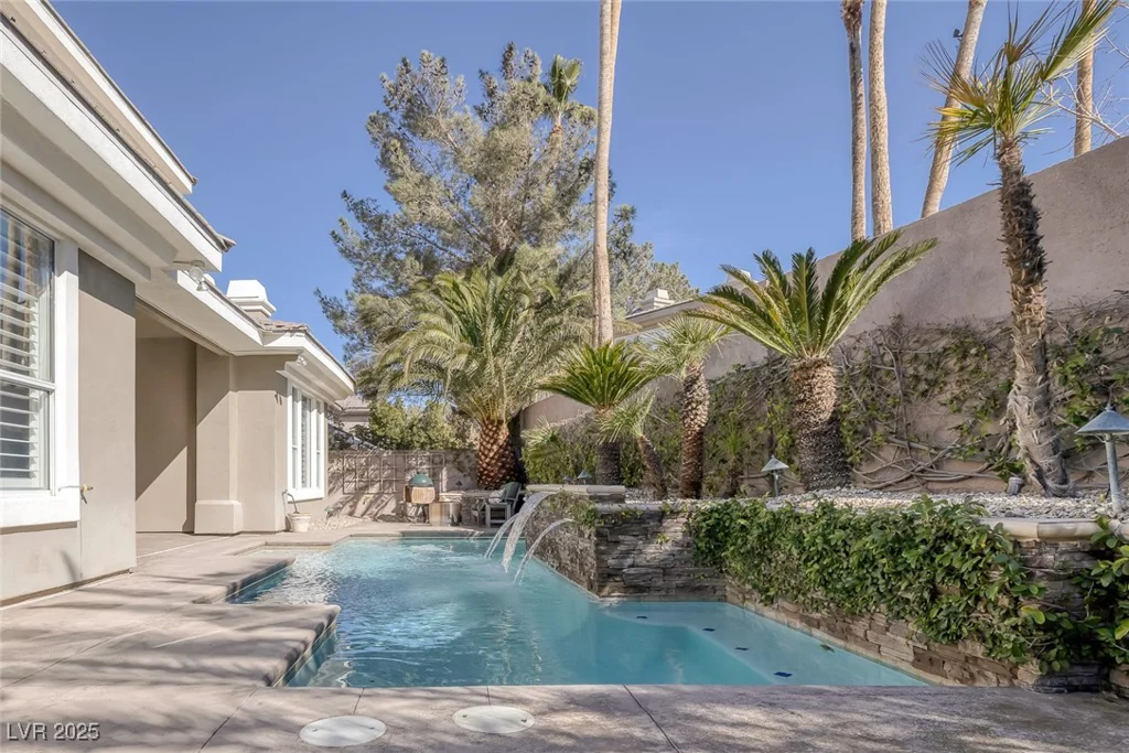 420 Pinnacle Heights, Las Vegas, NV 89144