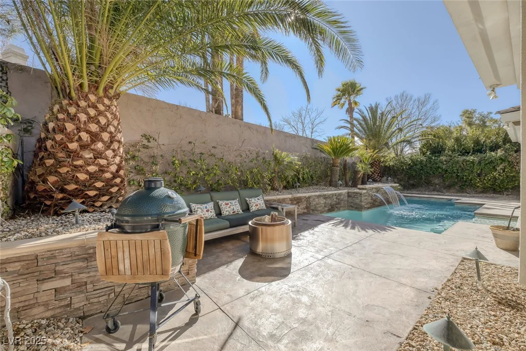 420 Pinnacle Heights, Las Vegas, NV 89144