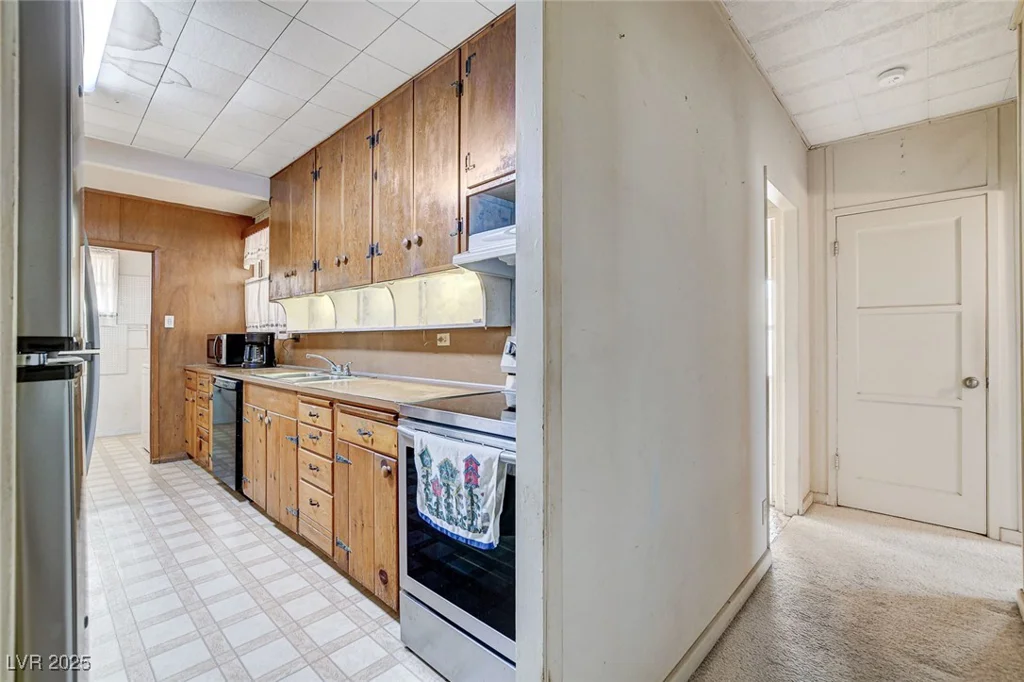 343 Basic, Henderson, NV 89015