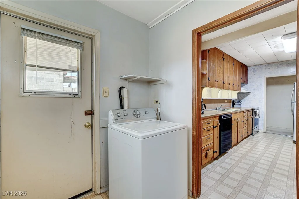 343 Basic, Henderson, NV 89015