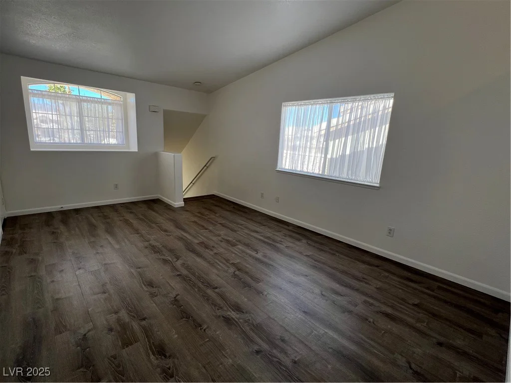 6104 Hillside Bloom, Las Vegas, NV 89130