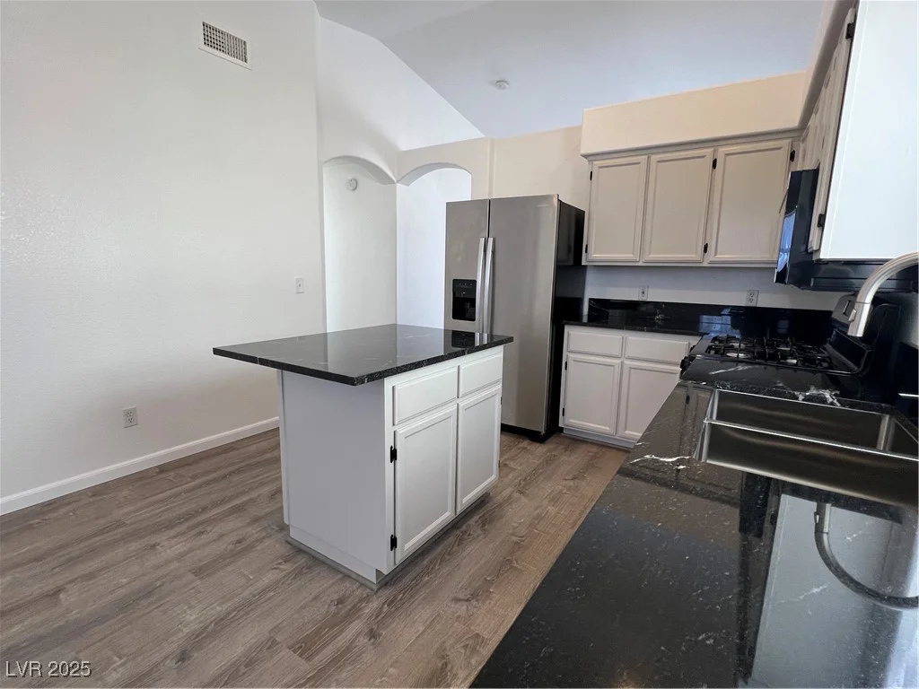 6104 Hillside Bloom, Las Vegas, NV 89130