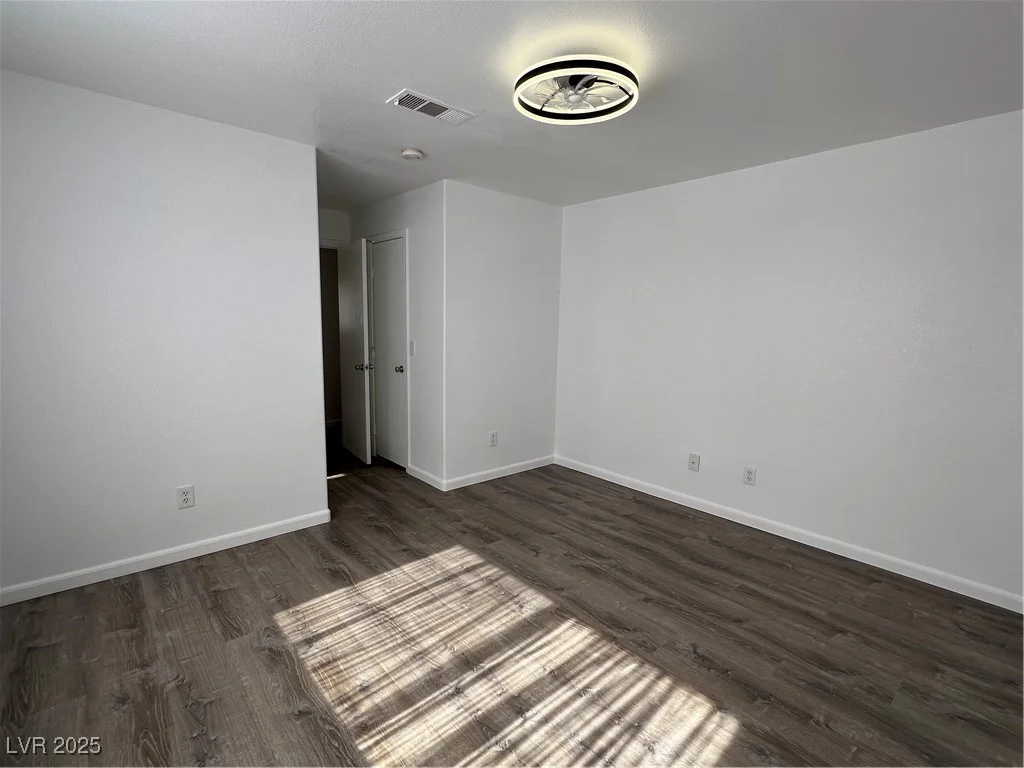 6104 Hillside Bloom, Las Vegas, NV 89130